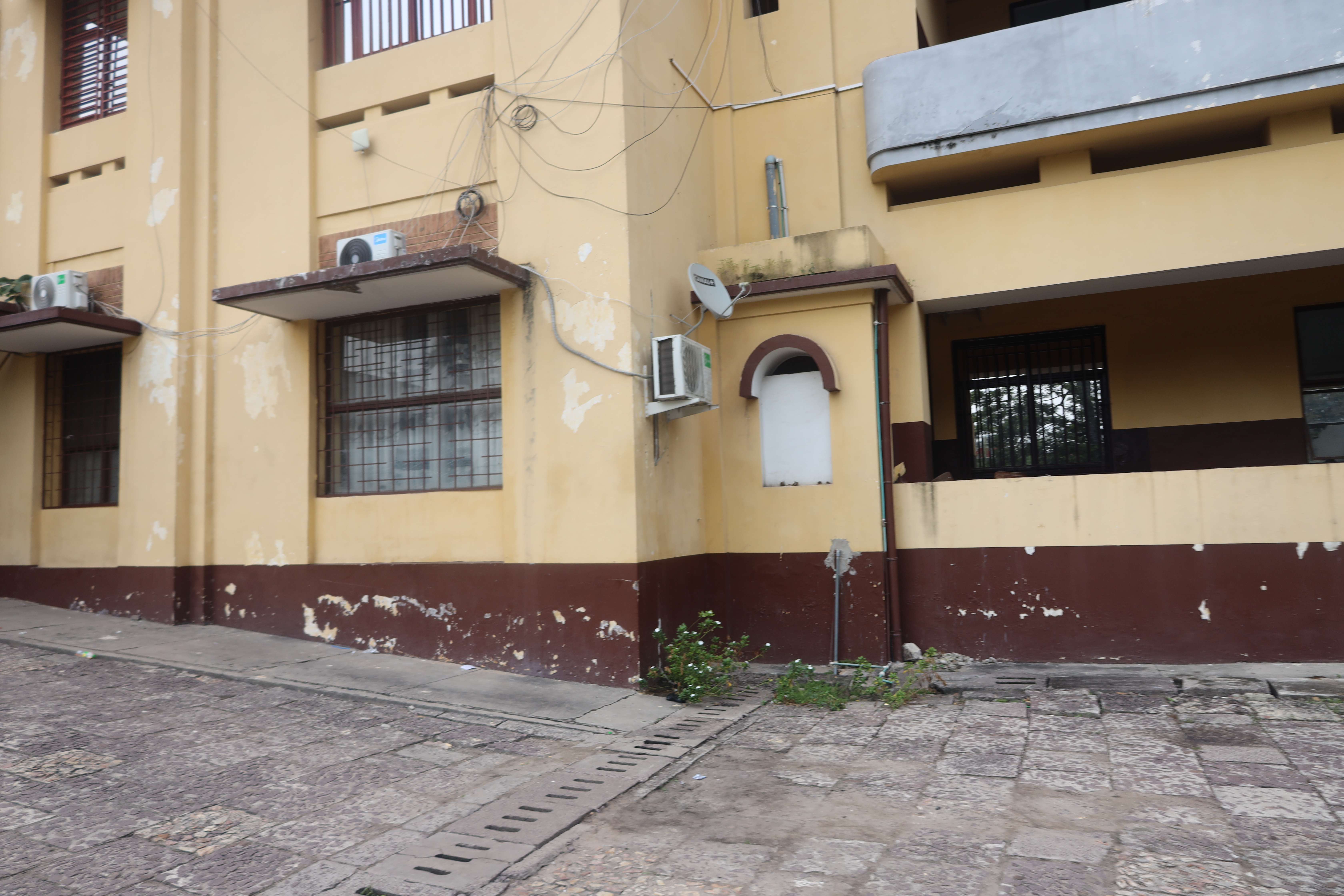 Ensemble contribuons au projet du collège BOBOTO: Rafraichissement des murs   