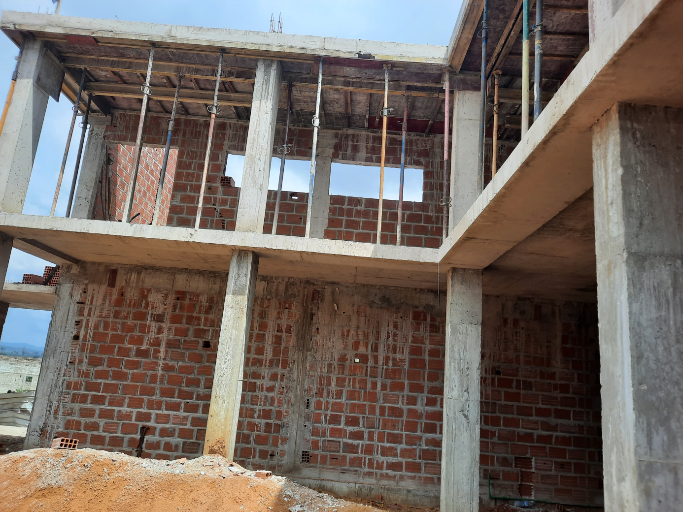 À MBANZA-KONGO, UN RÊVE D'ÉDUCATION FLEURIT 